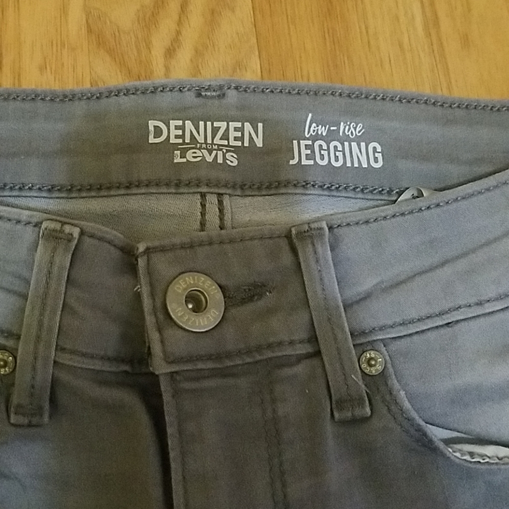 Womens light gray jeans